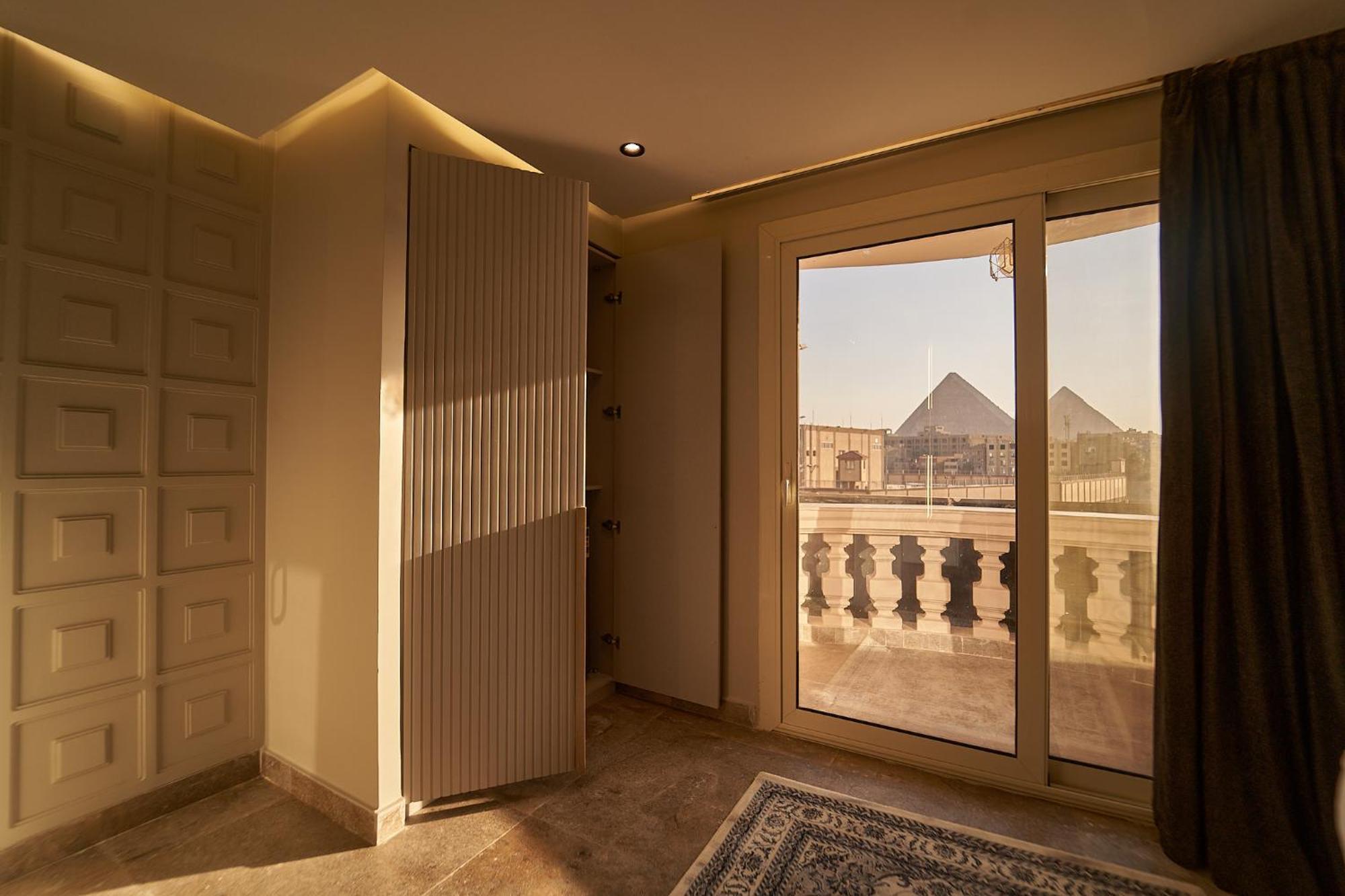 Pyramids Charm Hotel Al Kawm al Akhdar エクステリア 写真