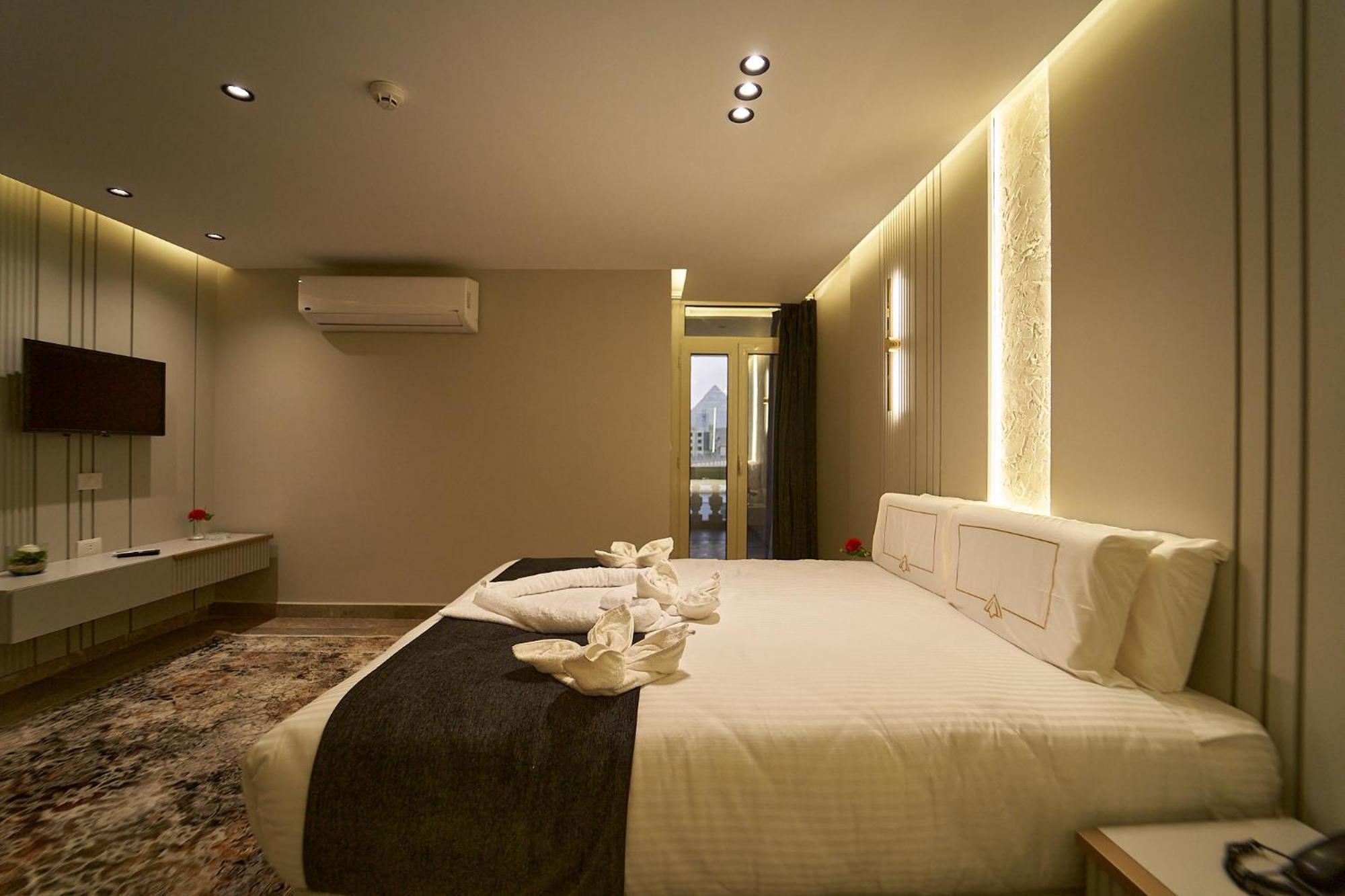 Pyramids Charm Hotel Al Kawm al Akhdar エクステリア 写真